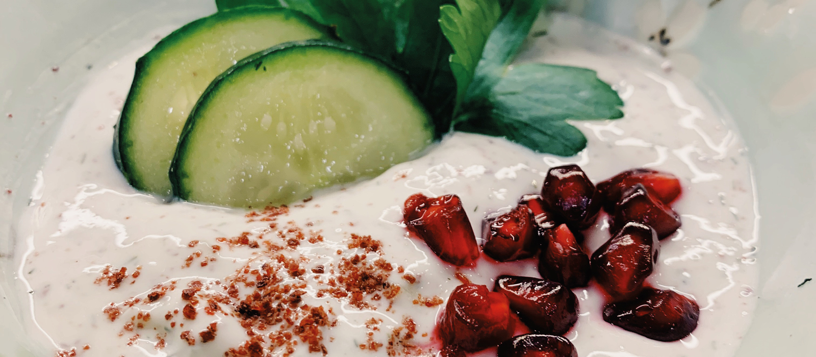 Ricette speziate: salsa yogurt con sommacco